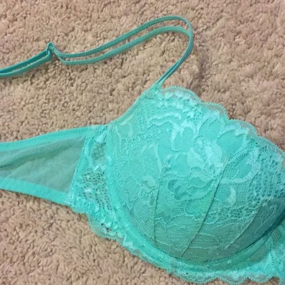 PINK Victoria's Secret Mint Lace Push-up Bra - Picture 3 of 6